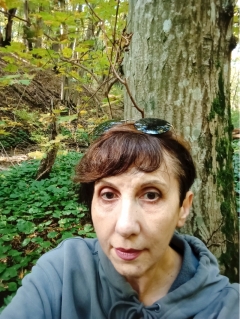 Резюме:  Дизайнер интерьера, Художник-дизайнер, Фотограф