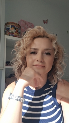 Посмотреть объявление Оформление бровей и макияж