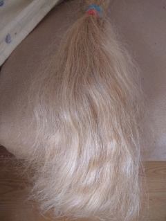 Посмотреть объявление Продам волосы для наращивания блондин натуральные