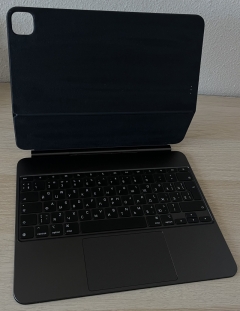 Посмотреть объявление Продаю Magic Keyboard для iPad Pro 13 дюймов (M4) 