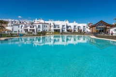 Посмотреть объявление Ático con vistas al mar en Benahavis 