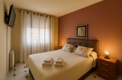Посмотреть объявление Lovely room five minutes from Mar Bella beach