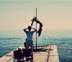 Посмотреть объявление Аренда пилона (pole dance) для шоу, праздников итд